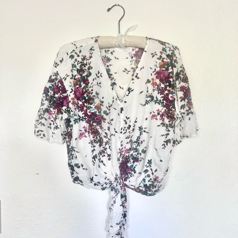 Stitchfix floral Tie Front Top